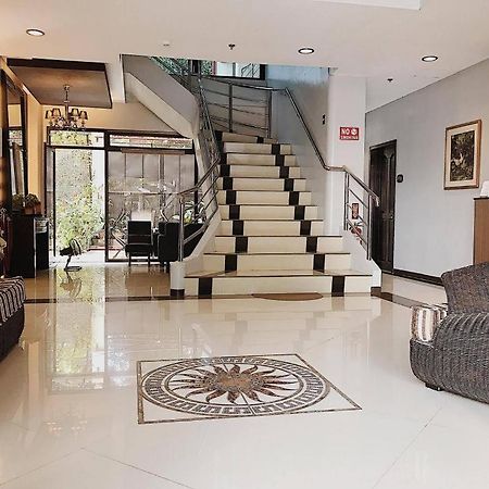 Peridot Suites Davao City Extérieur photo