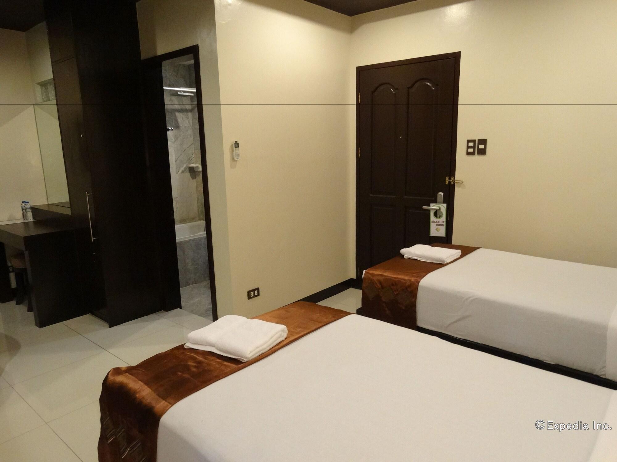 Peridot Suites Davao City Extérieur photo