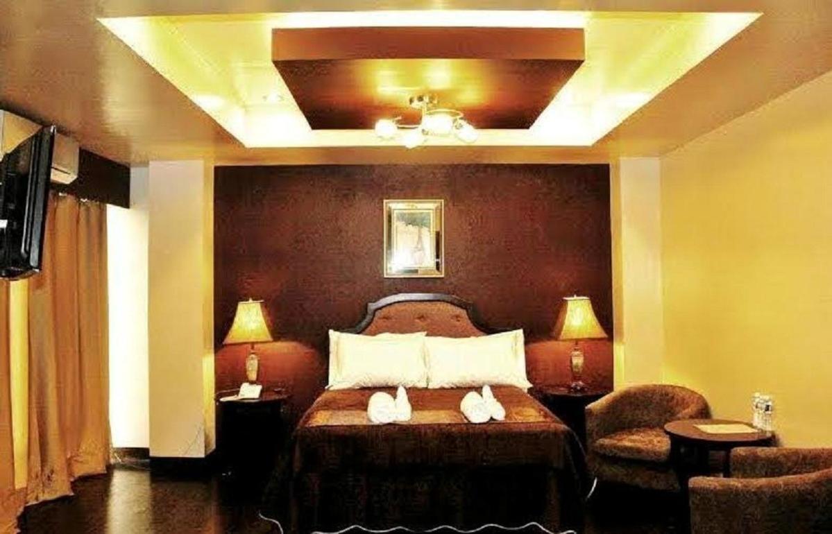 Peridot Suites Davao City Extérieur photo